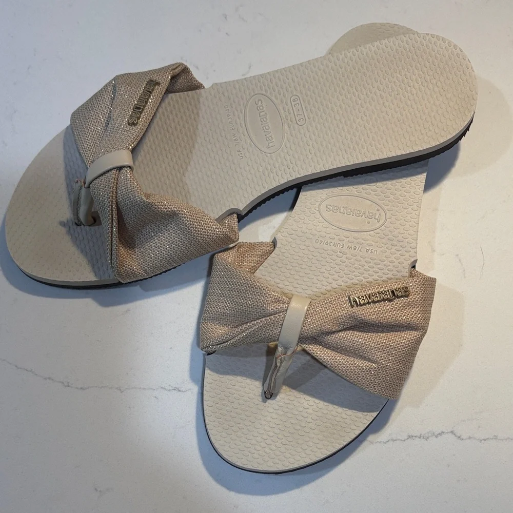 Havaianas Women's Light Beige Bow Sandals